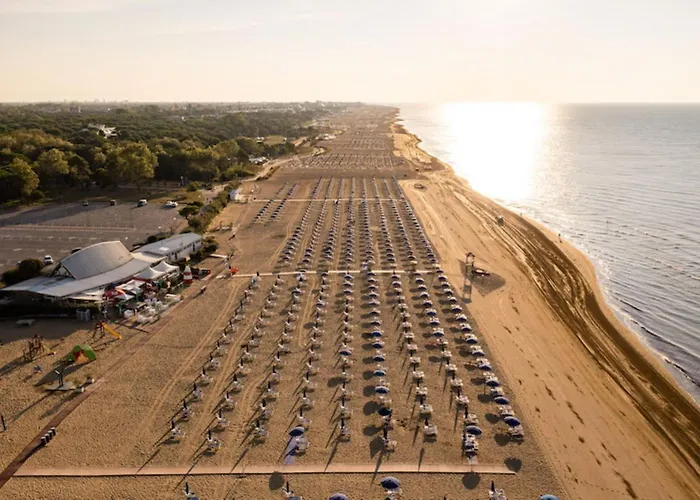 Flat In A With Shared Pool * Bibione