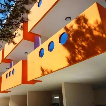 Flat In A With Shared Pool Apartamento